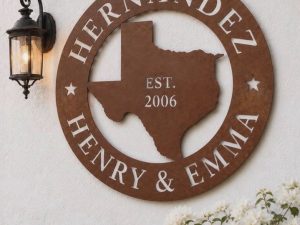Metal Texas horse sign, Texas sign personalized, round Texas sign