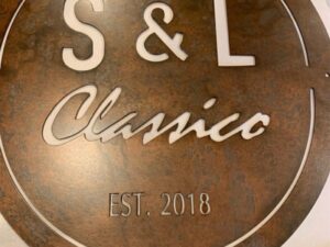 Custom logo in round shape, your logo uploaded