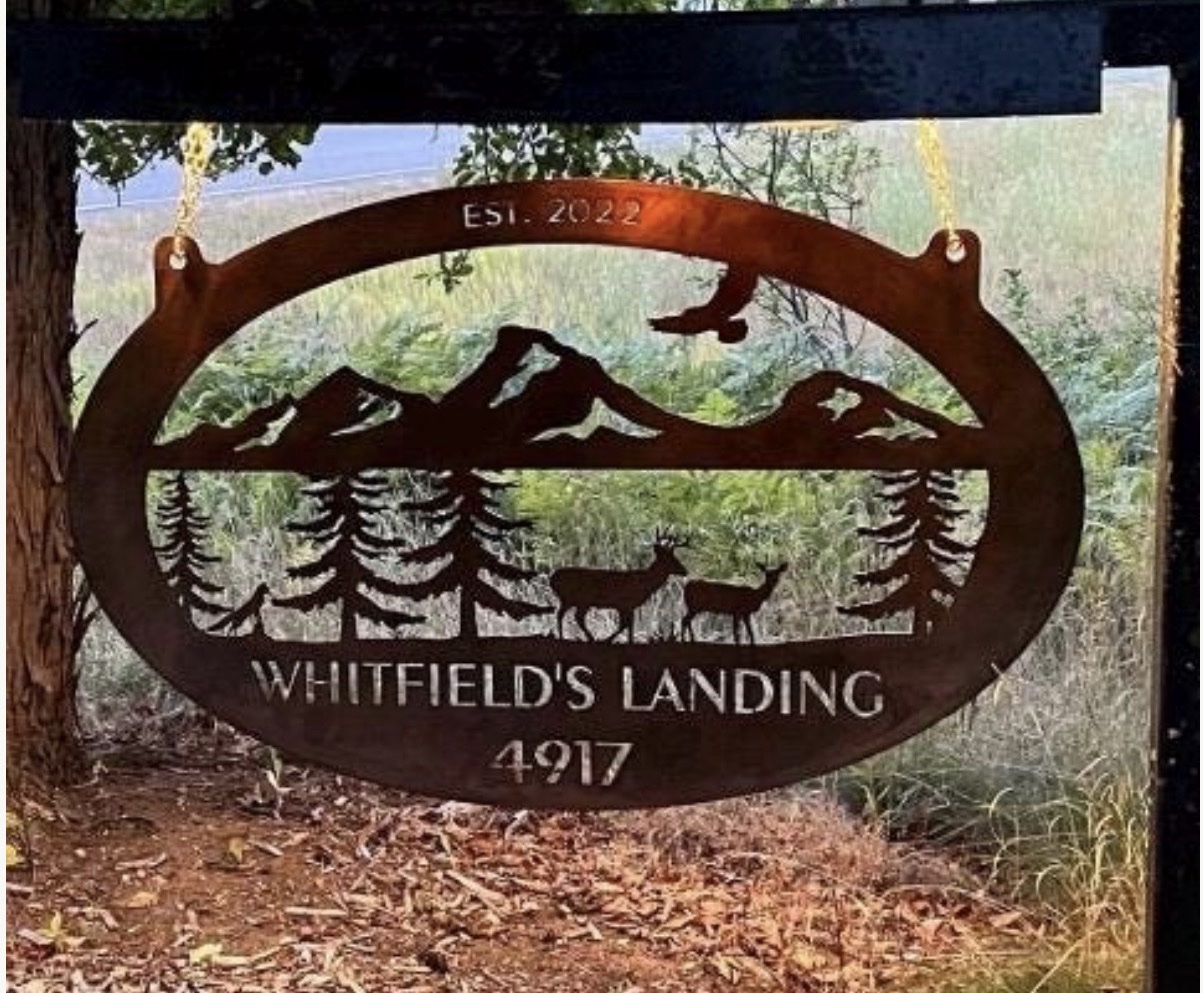 Metal WILDLIFE Sign with DEER Mountains eagle evergreens, customized with your name - Image 4